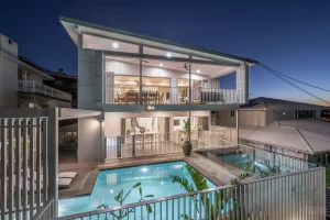Harbut Project - Luxury Outdoor Living Extension - Holland Park West by Dirsell Constructions 19