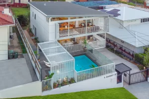 Harbut Project - Luxury Outdoor Living Extension - Holland Park West by Dirsell Constructions 3
